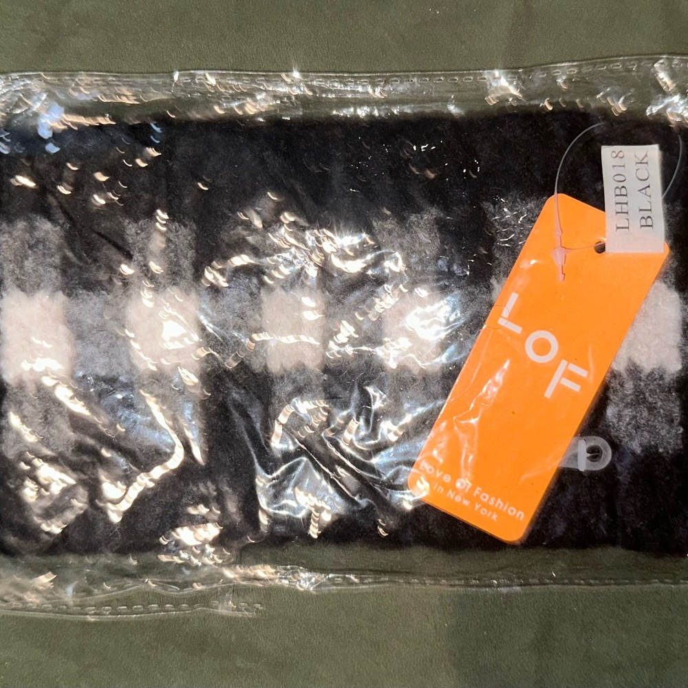 LOF Black and White Head Wrap